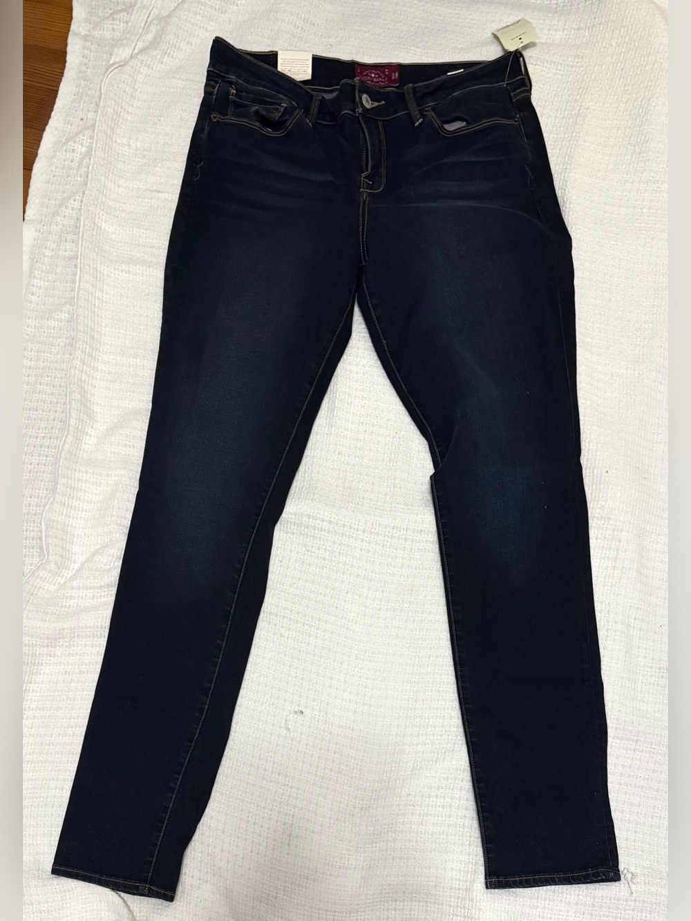 Lucky Brand Women's Dark Indigo Skinny Jeans